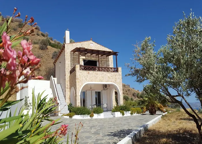 Villa In Agia Galini With Pool Views