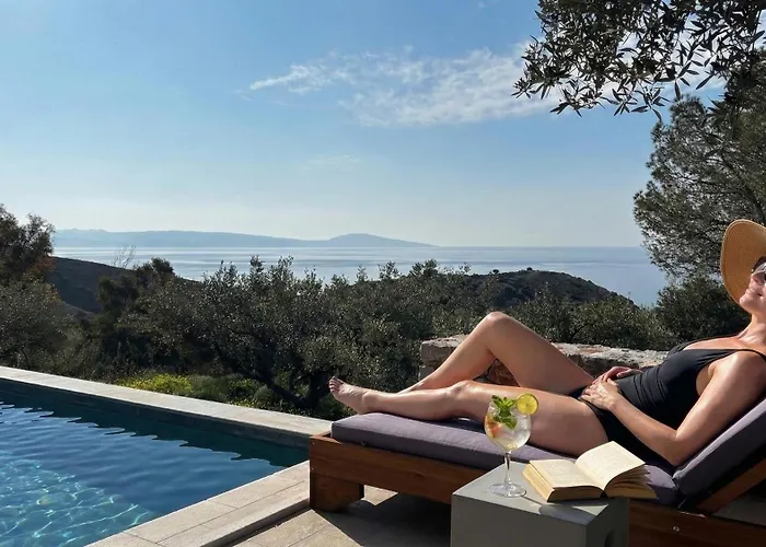 Petres Luxury Villas With Heated Private Pool